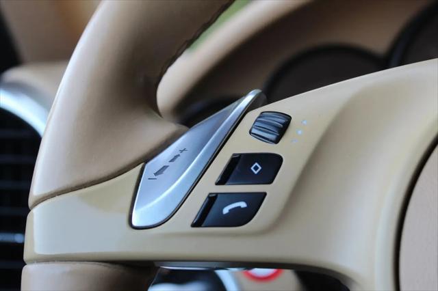 2014 Porsche Cayenne Platinum Edition
