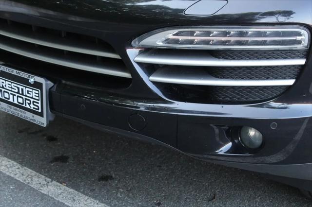 2014 Porsche Cayenne Platinum Edition