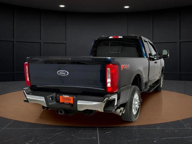 2023 Ford F-350 XLT