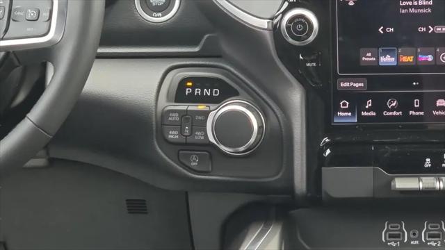 2026 Ram 1500 Big Horn Crew Cab 4x4 5'7" Box