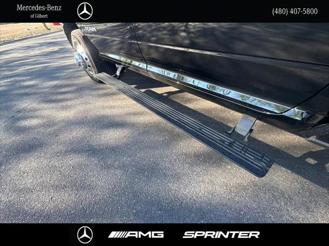 2026 Ram 3500 Laramie Crew Cab 4x4 8 Box