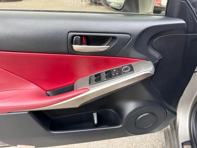 2018 Lexus IS 300 300