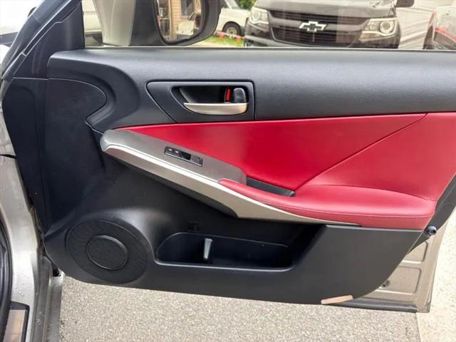 2018 Lexus IS 300 300