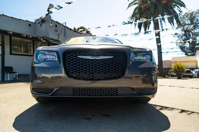 2018 Chrysler 300 Touring AWD