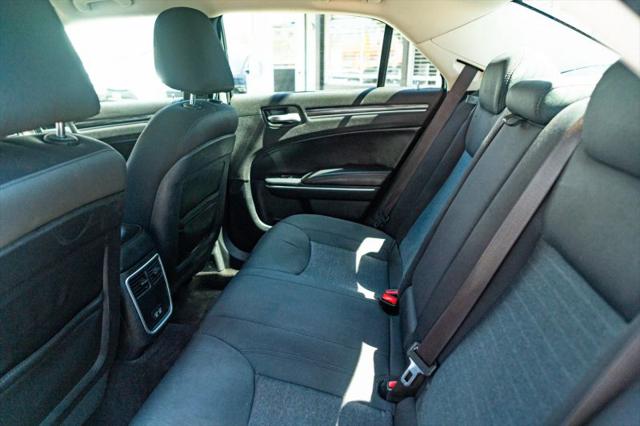 2018 Chrysler 300 Touring AWD