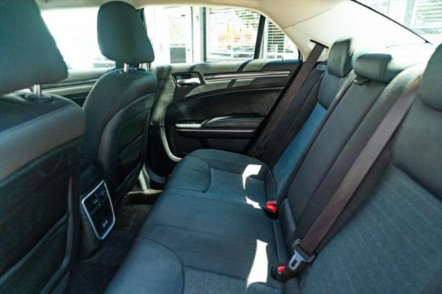 2018 Chrysler 300 Touring AWD