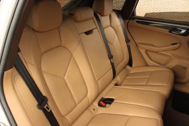 2018 Porsche Macan Sport Edition