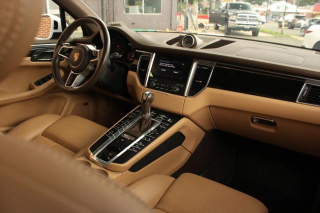 2018 Porsche Macan Sport Edition