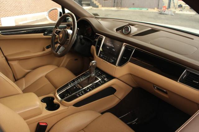 2018 Porsche Macan Sport Edition