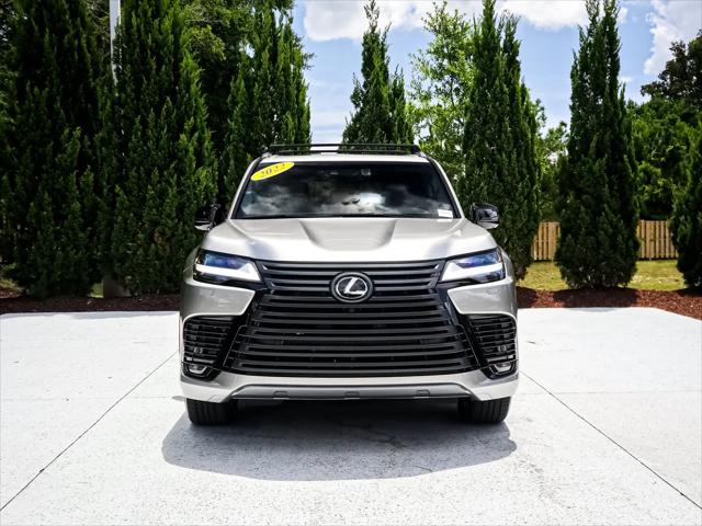 2022 Lexus LX Luxury