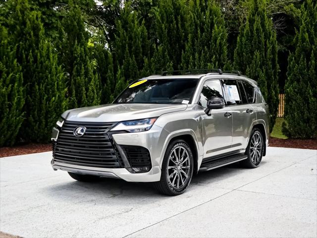 2022 Lexus LX Luxury