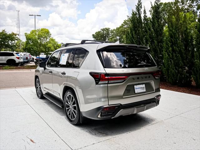 2022 Lexus LX Luxury