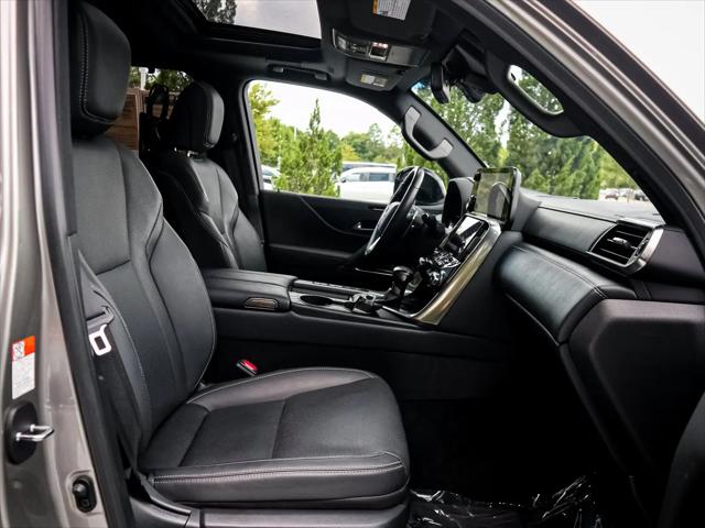 2022 Lexus LX Luxury