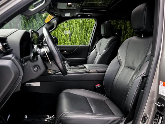 2022 Lexus LX Luxury