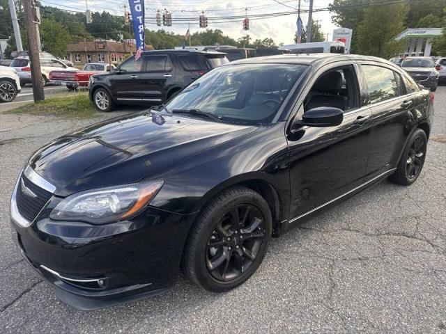 2014 Chrysler 200 Limited for sale in Auburn, MA