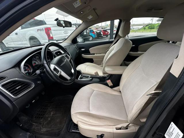2012 Chrysler 200 Touring