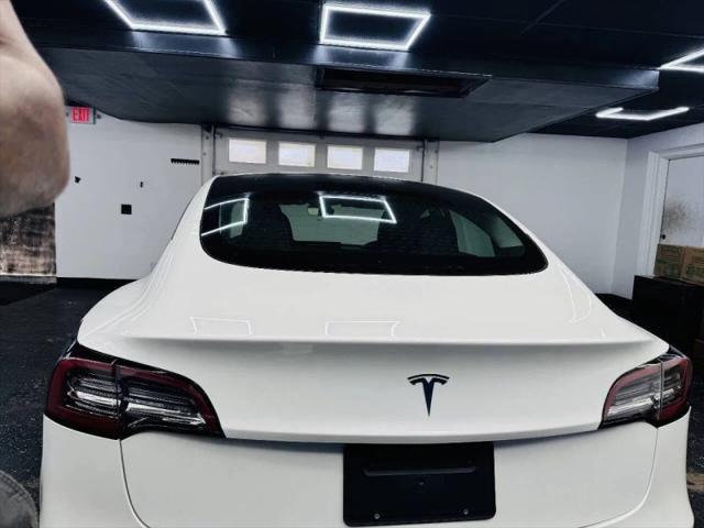 2021 Tesla Model 3 Standard Range Plus Rear-Wheel Drive