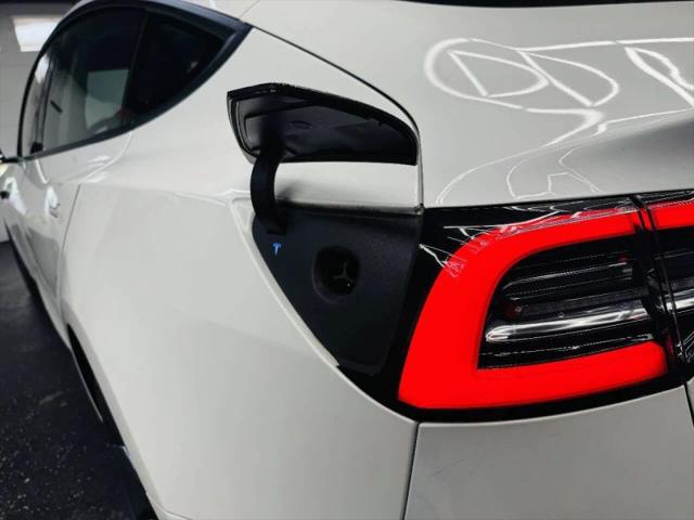 2021 Tesla Model 3 Standard Range Plus Rear-Wheel Drive