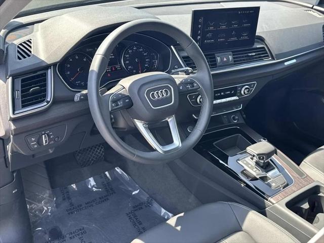 2024 Audi Q5 Premium 40 TFSI quattro S tronic 2024 Audi Q5 Premium 40 TFSI quattro S tronic