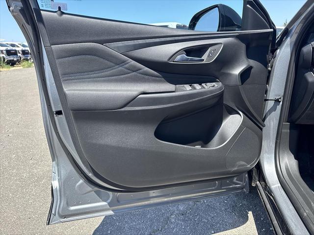 2026 Buick NV Sport Touring FWD