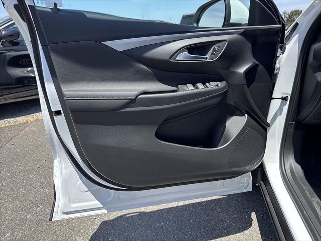 2026 Buick NV Preferred FWD