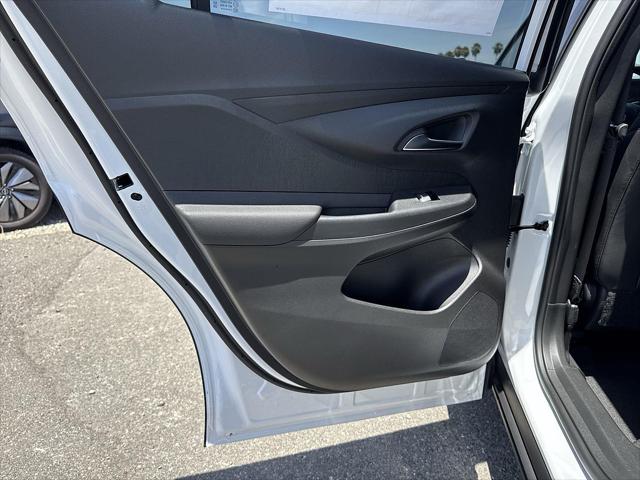 2026 Buick NV Preferred FWD