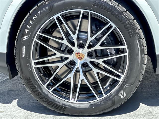 2026 Porsche Cayenne E-Hybrid E-Hybrid