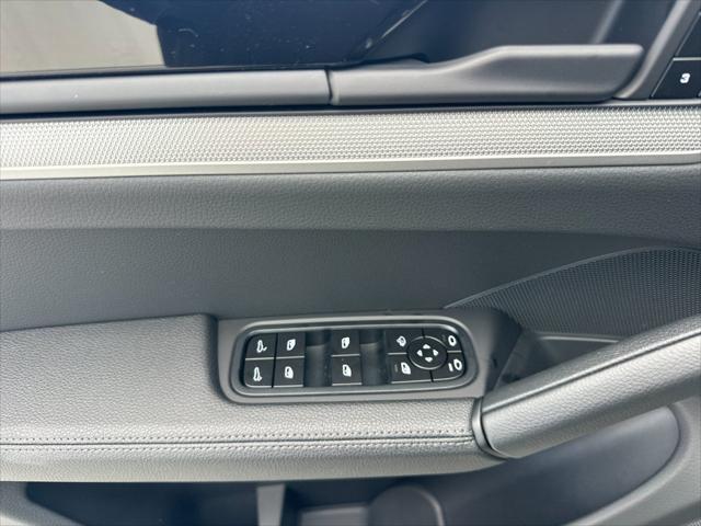 2026 Porsche Cayenne Unknown