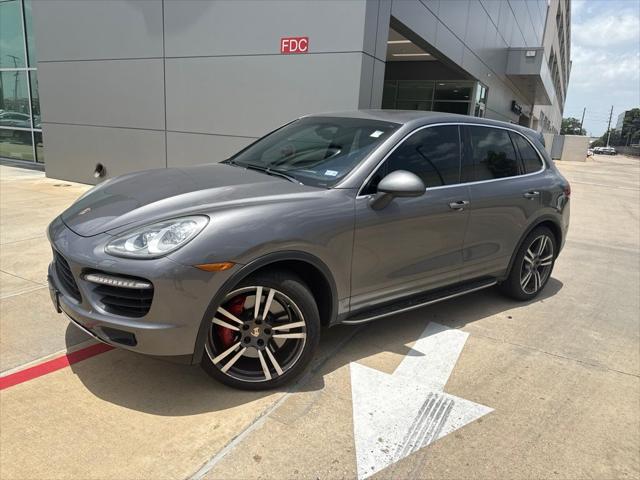 2013 Porsche Cayenne Turbo's photo
