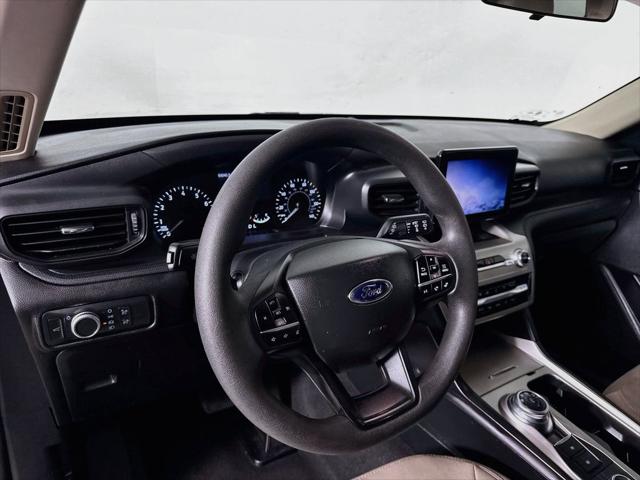 2022 Ford Explorer Base