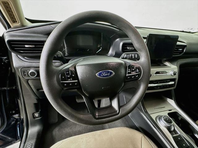 2022 Ford Explorer Base