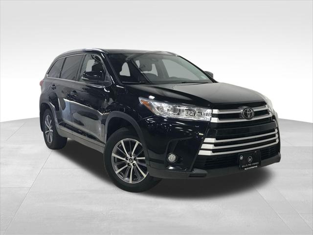 2019 Toyota Highlander XLE for sale in Des Moines, IA