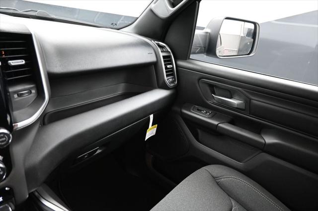 2026 Ram 1500 Express Crew Cab 4x4 5'7" Box