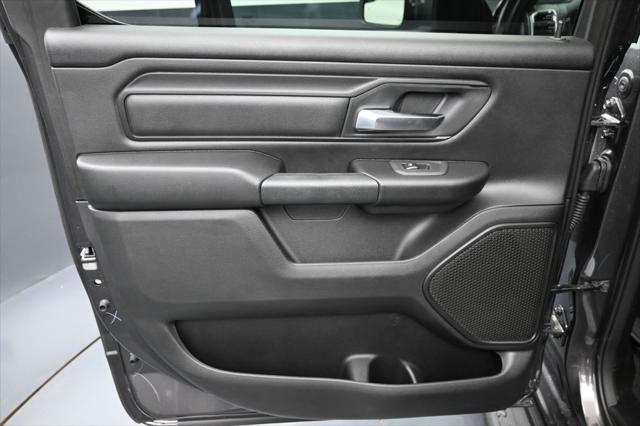 2026 Ram 1500 Express Crew Cab 4x4 5'7" Box