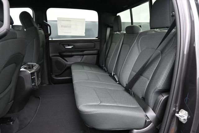 2026 Ram 1500 Express Crew Cab 4x4 5'7" Box