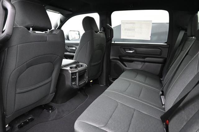 2026 Ram 1500 Express Crew Cab 4x4 5'7" Box
