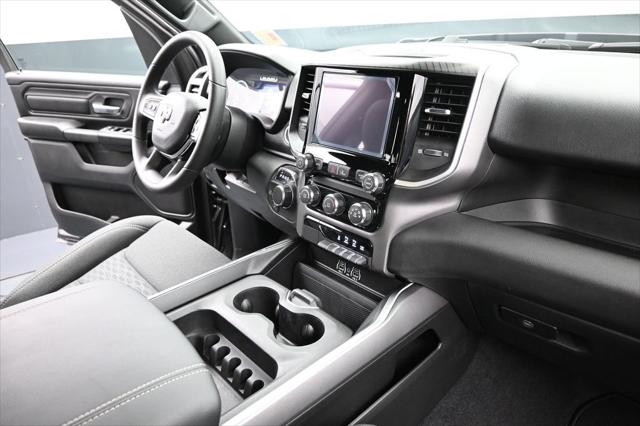 2026 Ram 1500 Express Crew Cab 4x4 5'7" Box