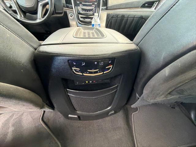 2016 Cadillac Escalade Platinum