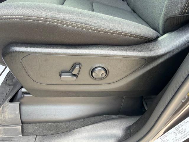 2023 Ram 1500 Big Horn Crew Cab 4x4 57 Box