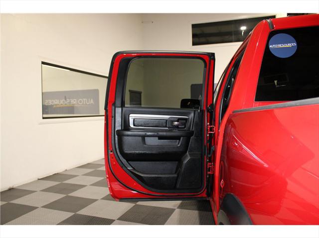 2024 Ram 1500 Classic Warlock Crew Cab 4x2 57 Box