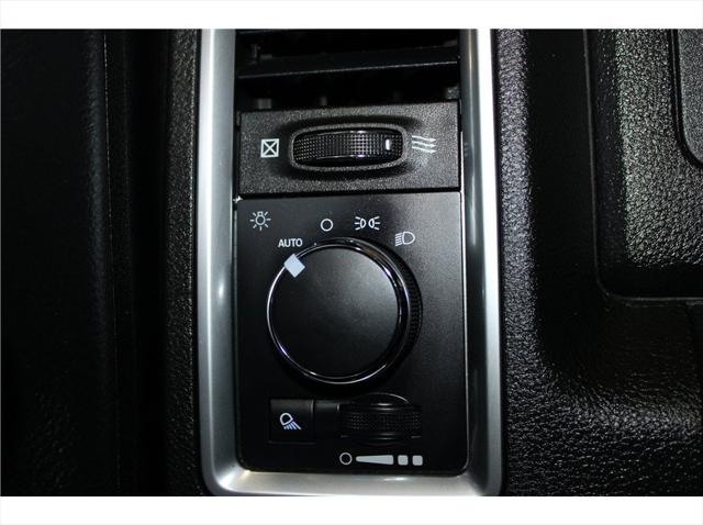 2024 Ram 1500 Classic Warlock Crew Cab 4x2 57 Box