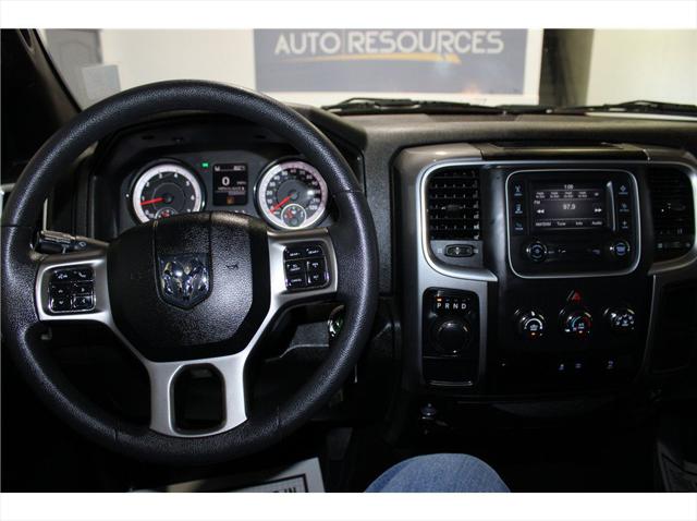 2024 Ram 1500 Classic Warlock Crew Cab 4x2 57 Box