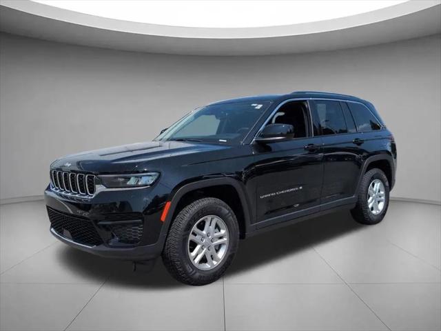 2023 Jeep Grand Cherokee Laredo 4x2 for sale in Goldsboro, NC