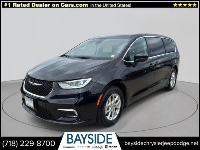 2023 Chrysler Pacifica Touring L for sale in Bayside, NY