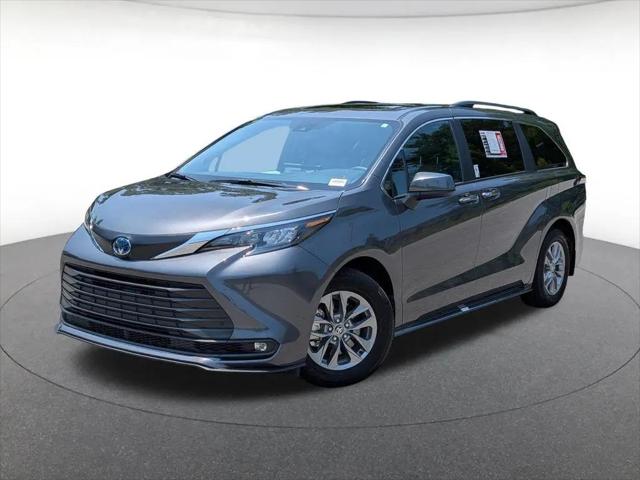 2025 Toyota Sienna XLE for sale in West Columbia, SC