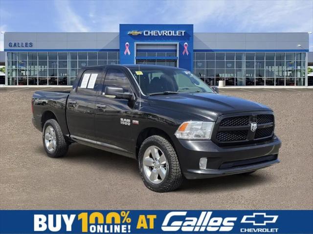 2017 Ram 1500 Express Crew Cab 4x4 5'7" Box for sale in Albuquerque, NM