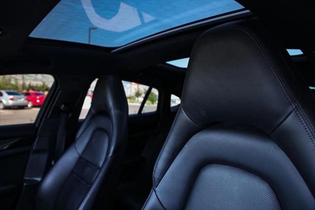 2018 Porsche Panamera 4