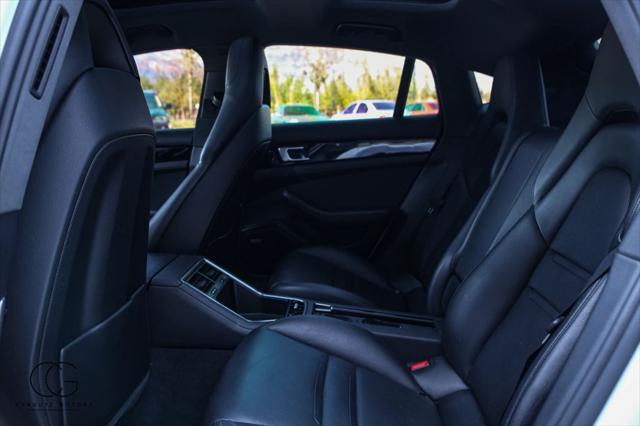 2018 Porsche Panamera 4