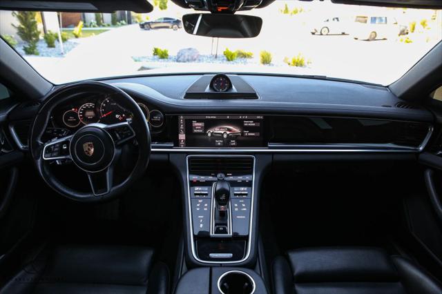 2018 Porsche Panamera 4
