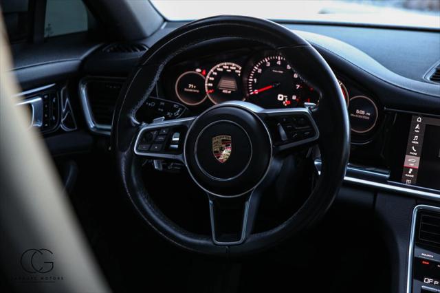 2018 Porsche Panamera 4